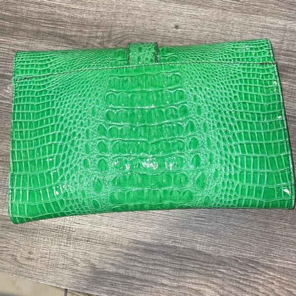 JESSICA SIMPSON Croc Pouch bag with silver chain - Picture 4 of 10